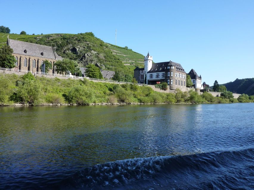 2-River Day-trip by boat to Koblenz and return from Alken - Boarding at Alken and the first Moselle views