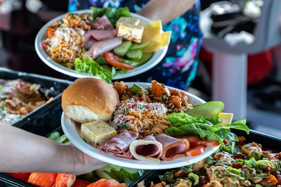 Airlie Beach: Outer Great Barrier Reef Snorkeling Day Trip - Lunch, snacks, and what to buy onboard
