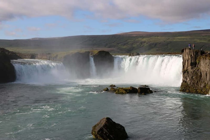 Akureyri: Day Trip to Goðafoss, Lake Mývatn & Nature Baths - A full northern Iceland day from Akureyri