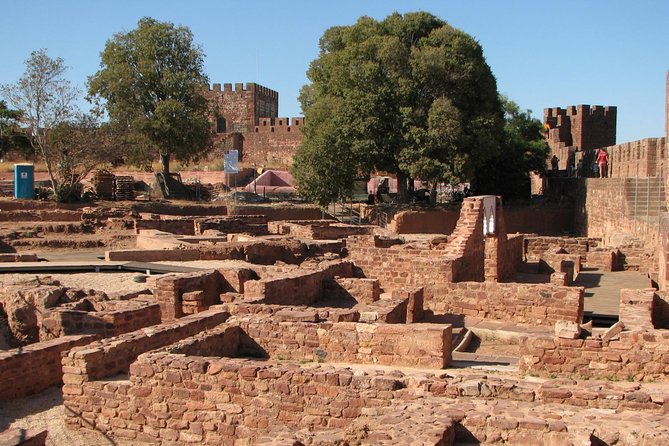 Amazing West Day Trip: Silves, Lagos & Cape St. Vincent - A large coach, multilingual commentary, and long road time