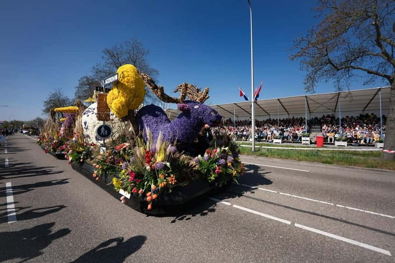 Amsterdam: Day Trip to Flower Parade & Keukenhof on April 18 - Why the Flower Parade is worth planning around