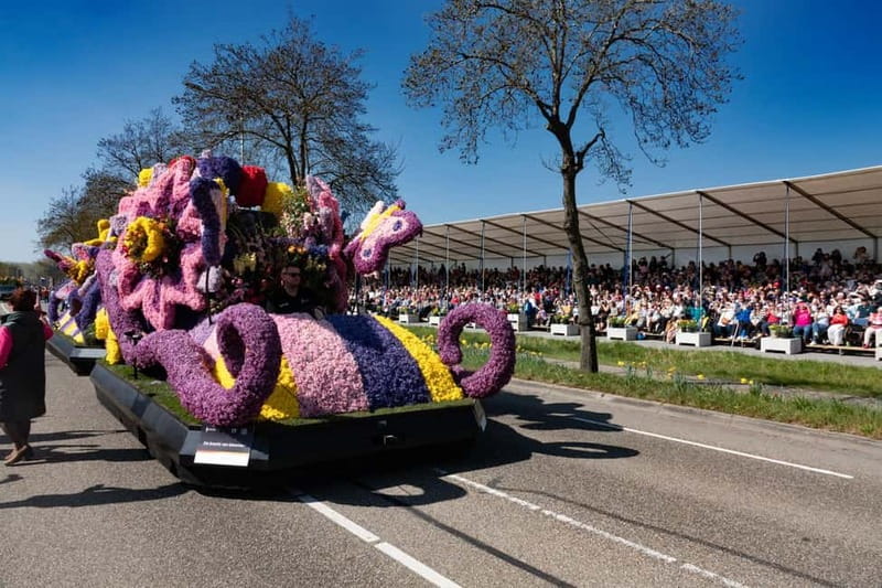Amsterdam: Day Trip to Flower Parade & Keukenhof on April 18 - Keukenhof after the parade