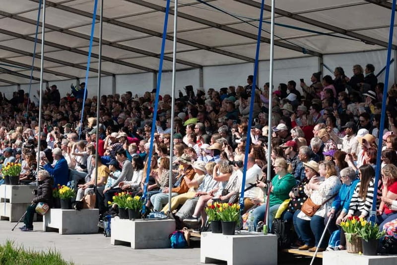 Amsterdam: Day Trip to Flower Parade & Keukenhof on April 18 - Should you book this Flower Parade and Keukenhof trip?