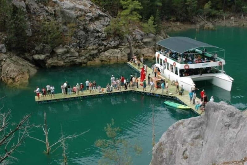 Antalya/Side: Green Canyon Day Trip with Boat Tour and Lunch - The First Cruise: Quiet Water and Rocky Slopes