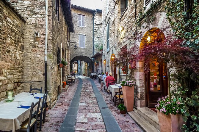 Assisi and Orvieto Guided Day Tour from Rome with Lunch - Assisi: Saint Clare, Carlo Acutis, and Saint Francis