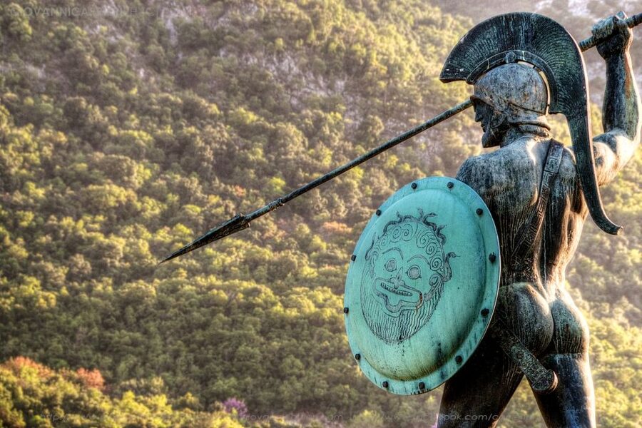 Athens: Delphi, Corycian Cave, and 300 Battlefield Day Trip - Delphi combines the sanctuary, museum, and sacred spring