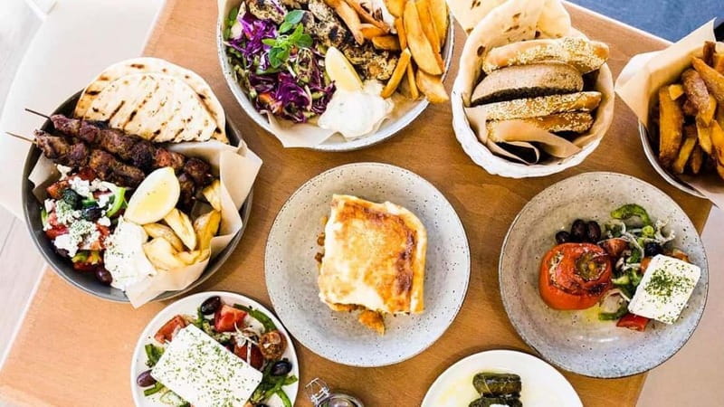 Athens: Meteora Day Trip in Spanish with Live Guide & Lunch - Greek lunch at a reserved local restaurant