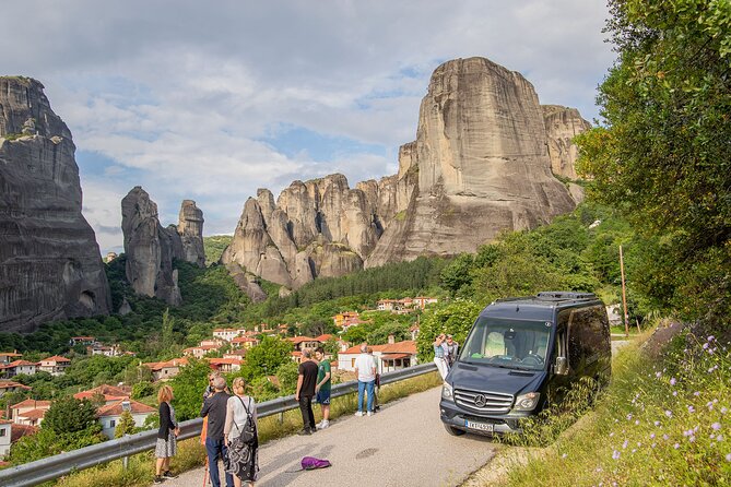 Athens: Meteora Monasteries, Caves & Coastal Stopovers with Lunch - Entering Varlaam and the Great Meteoron