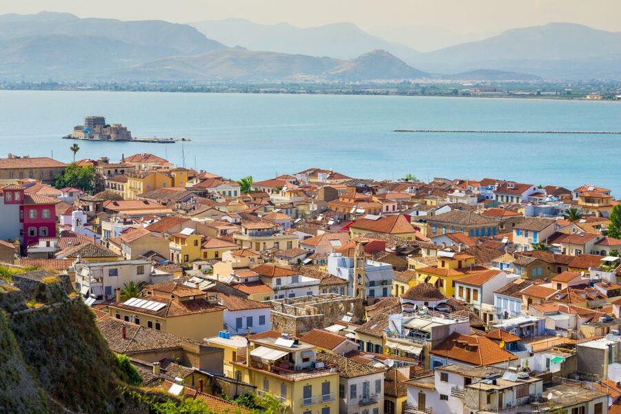 Athens: Peloponnese Highlights Day Trip and V.R. Audio Guide - The Corinth Canal makes a sharp opening stop