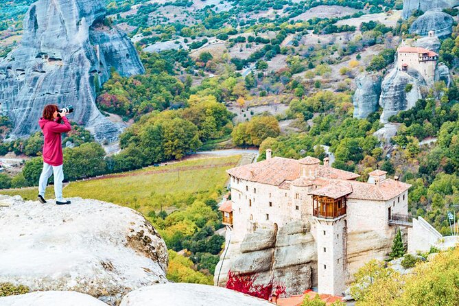 Athens to Meteora DayTrip by Train in Spanish language - Local Agency - Rousanou, Holy Trinity, and the other viewpoints