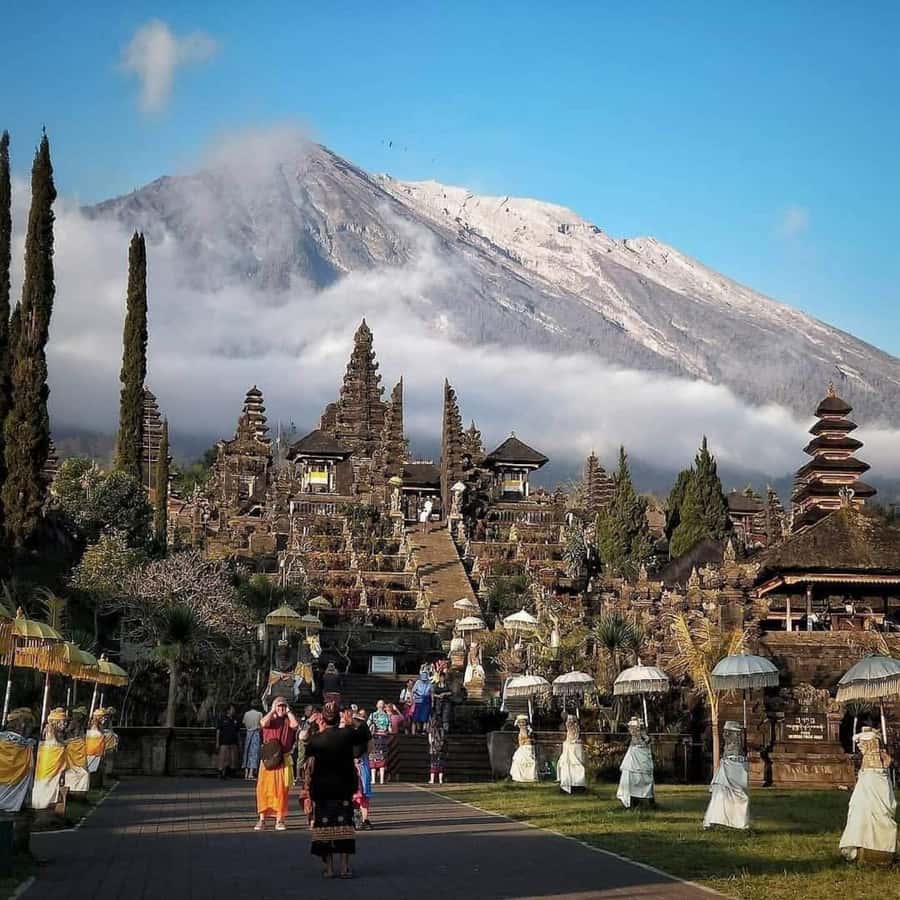 Bali : Day Trip to Besakih Temple & 2 Hidden Waterfalls - Entering Mother Temple of Besakih