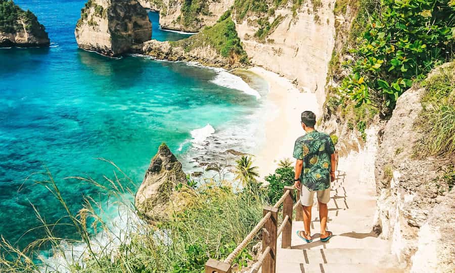 Bali: Day Trip to East Nusa Penida, Atuh & Diamond Beach - What to pack for a rough, hot day