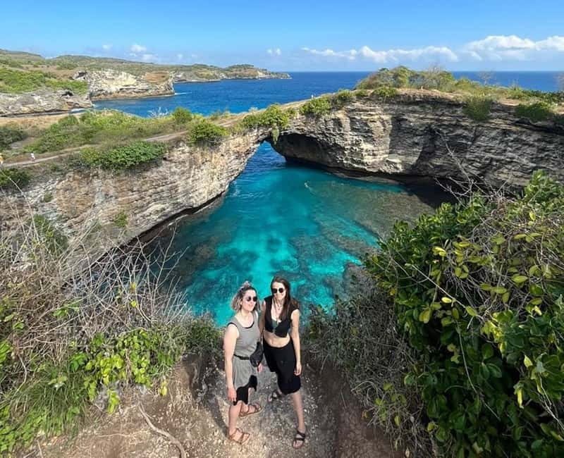 Bali: One Day Trip Nusa Penida with All Inclusive - Lunch and a taste of Indonesian food