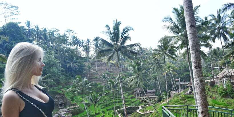 Bali: Ubud Waterfall, Village and Pool Club Day Trip - Batuan Temple and the details in the stone