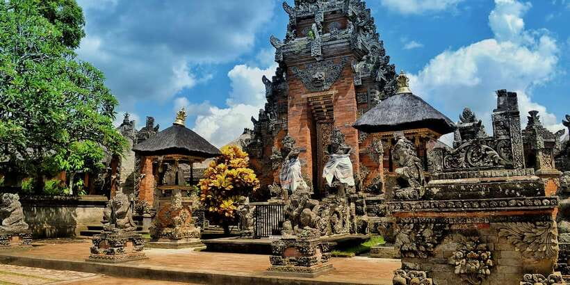 Bali: Ubud Waterfall, Village and Pool Club Day Trip - Tegenungan Waterfall requires good shoes and steady legs