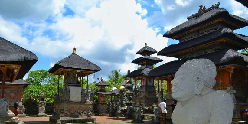 Bali: Ubud Waterfall, Village and Pool Club Day Trip - Celuk Village and Bali’s working jewelry tradition