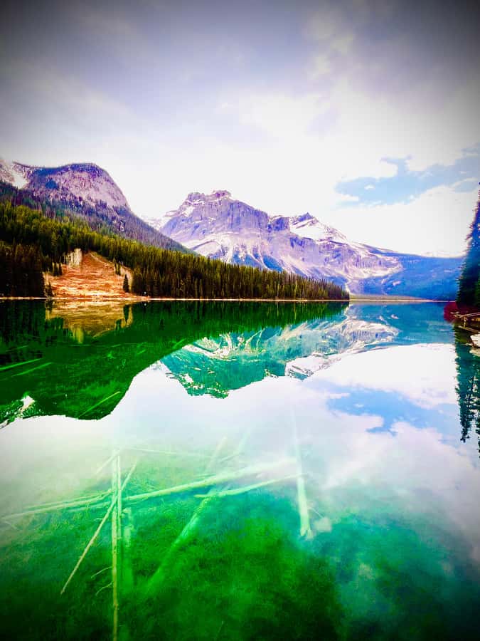 Banff: Lake Louise, Moraine, Emerald Lake & Canyon Day Trip - Moraine Lake rewards the short Rockpile Trail