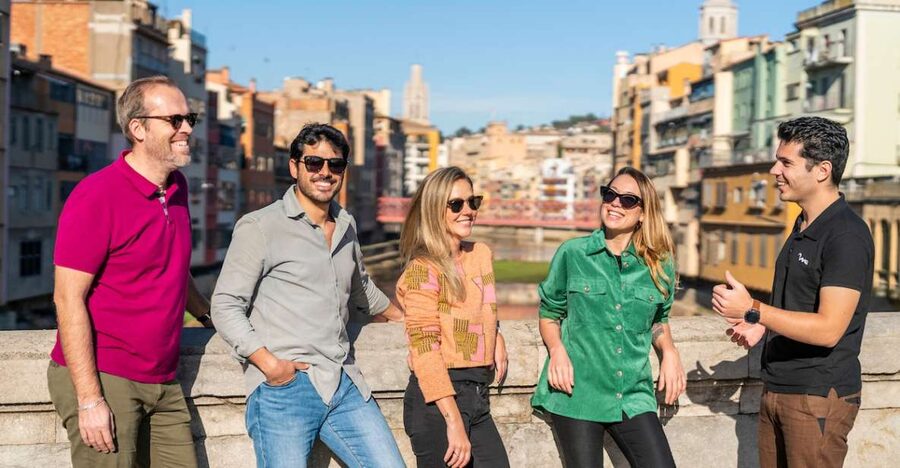 Barcelona: Montserrat, Girona & Costa Brava Guided Day Trip - Girona: medieval lanes, Roman remains, and colored river houses