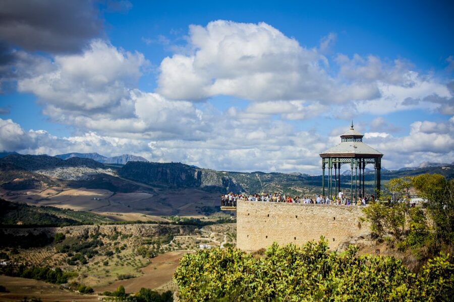 Best of Ronda: Guided Tour from Málaga - Walking through Ronda’s old town