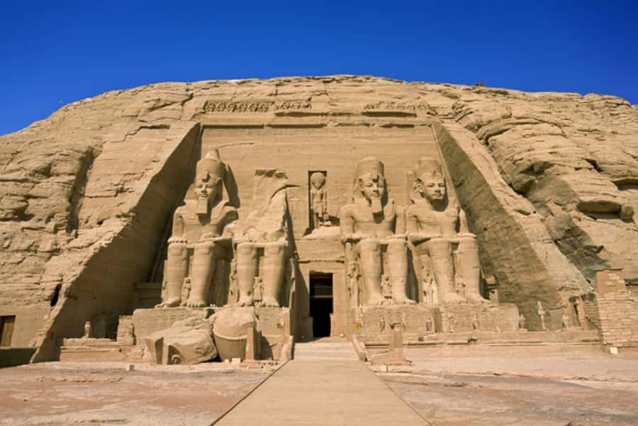 Best Private Day Trip To Abu Simbel From Aswan - How the guide prepares you before the temples