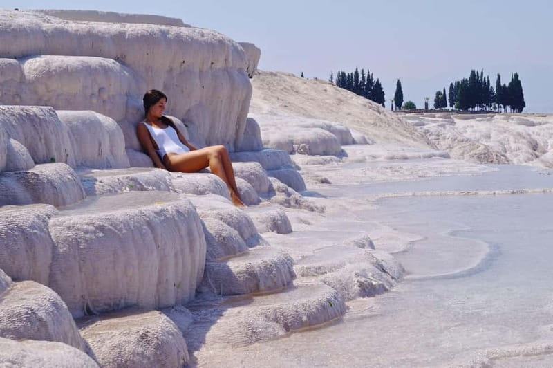 Bodrum:Pamukkale Cotton Castle & Hierapolis Day Trip w/Lunch - Reaching the Cotton Castle terraces