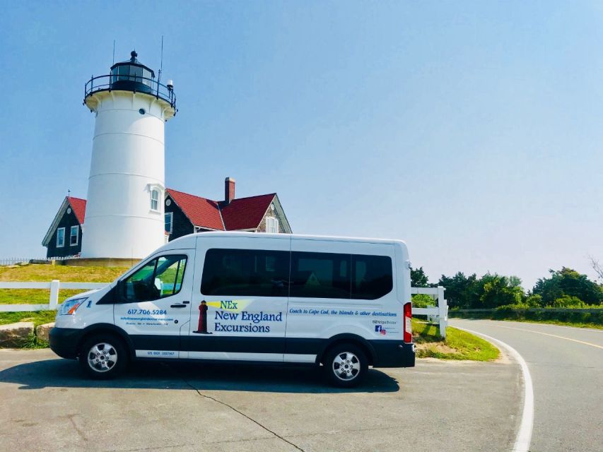 Boston: Martha's Vineyard Day Trip with Optional Island Tour - Oak Bluffs and its famous gingerbread cottages