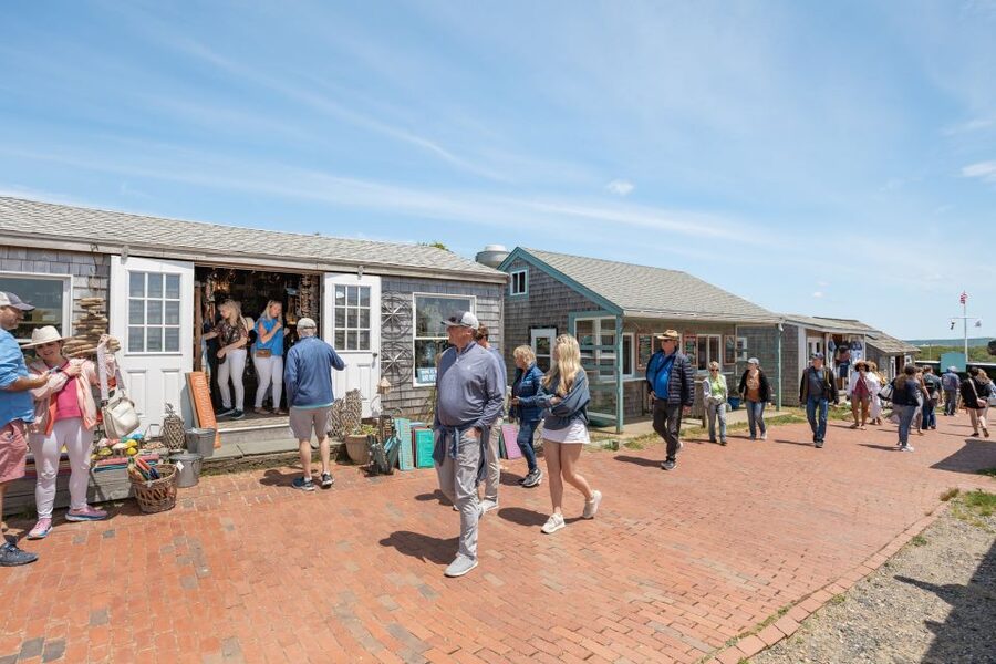 Boston: Martha's Vineyard Day Trip with Optional Island Tour - Edgartown: pretty streets, shops, and a short stop