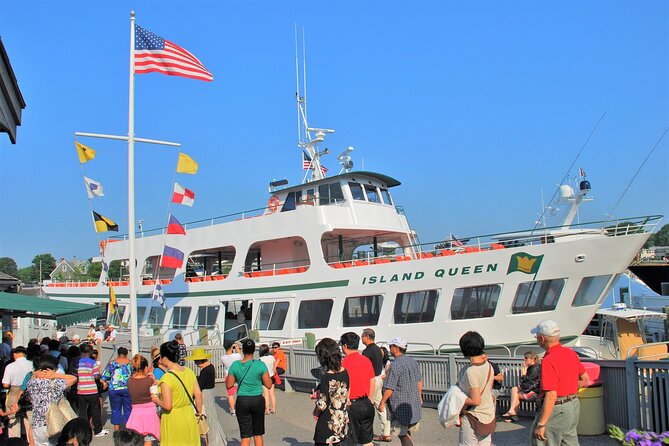 Boston to Martha's Vineyard Day Trip with Optional Island Tour - Free time or guided circuit?