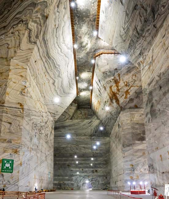 Bucharest Day Trip: Slanic Salt Mine & Tomb of Dracula - Why this makes a useful Bucharest day trip