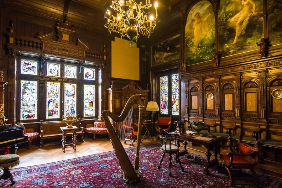 Bucharest: Day Trip to Dracula Castle, Peles Castle & Brașov - Why this Bucharest day trip works