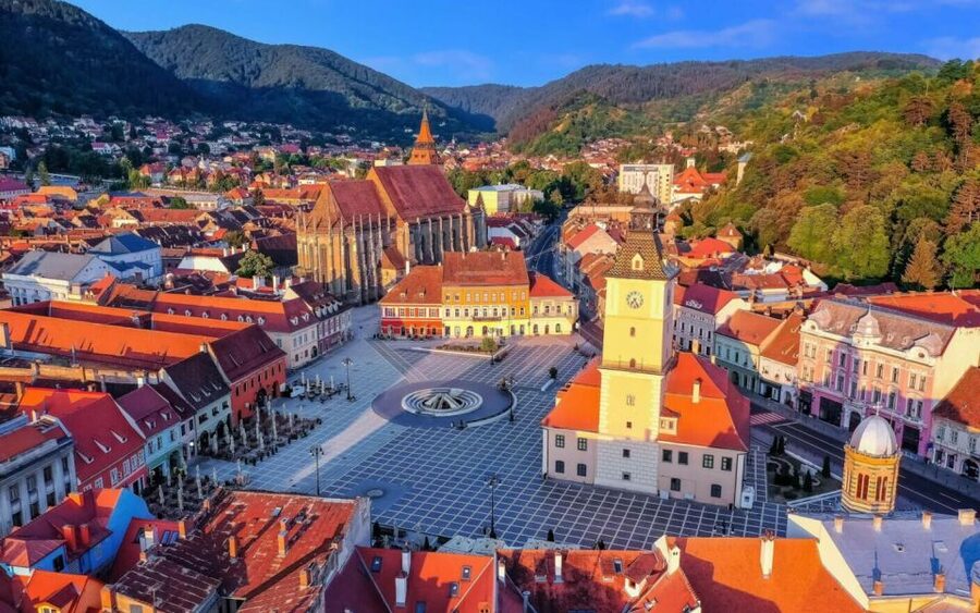 Bucharest: Dracula's Castle, Peleș Castle & Brașov Day Trip - Why this is one of Bucharest’s best day trips