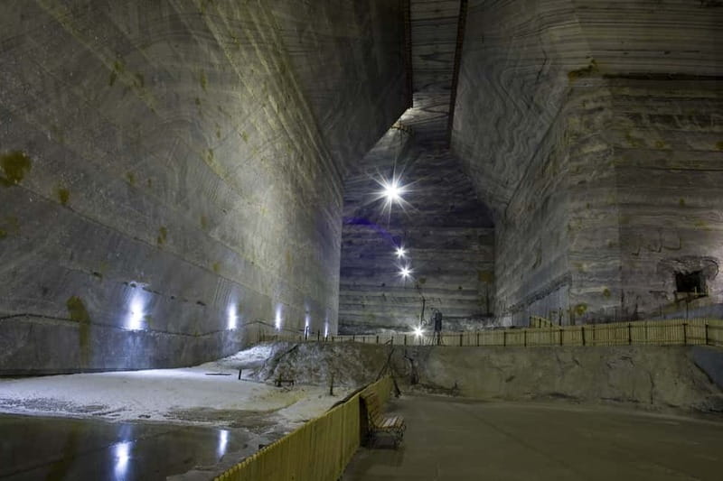 Bucharest: Salt Mine Day Trip to Slănic - How the guides shape the day
