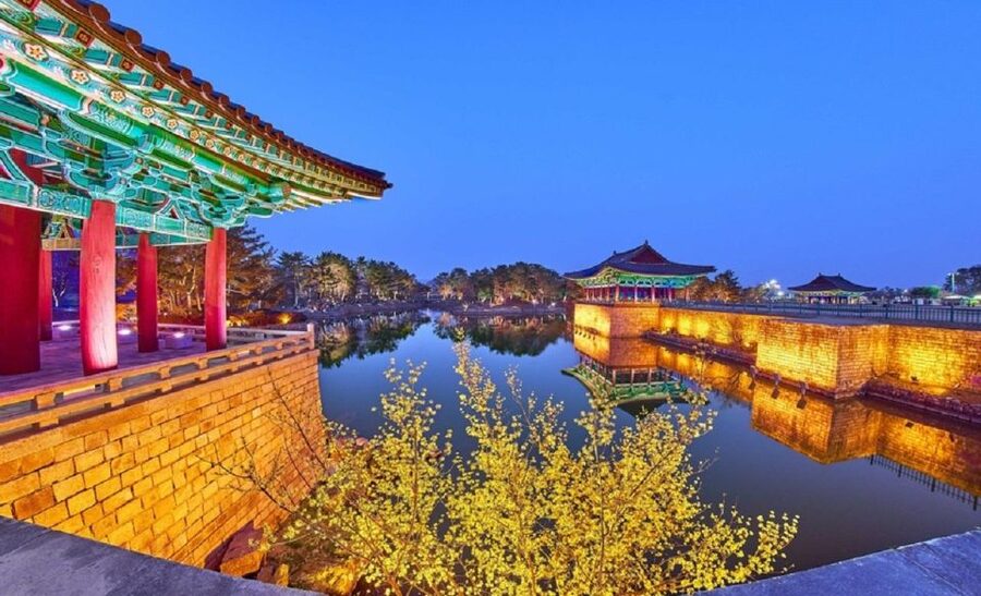 Busan: Gyeongju Guided Day Trip to Three Kingdoms Capital - Choosing between the three Gyeongju packages