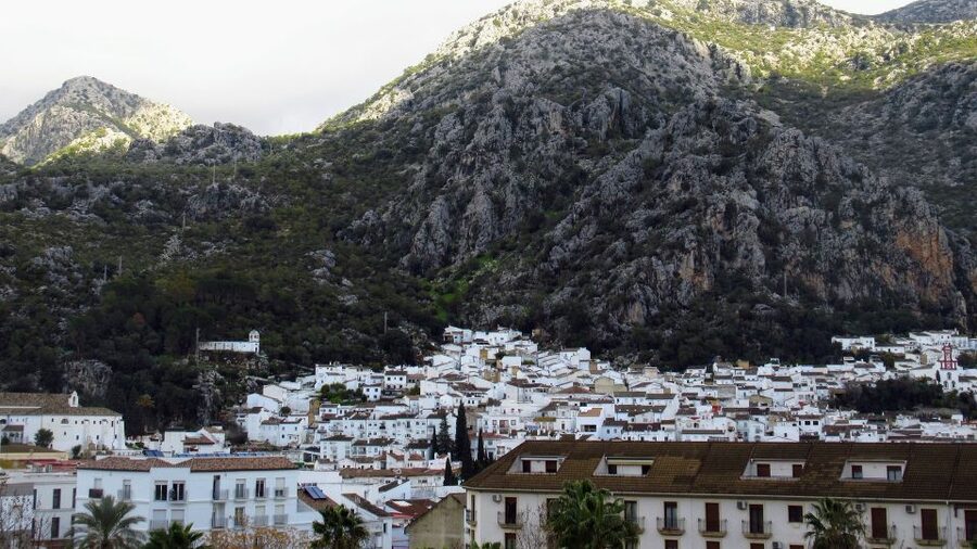Cadiz, Jerez or El Puerto: White Towns of Andalusia Day Trip - Why these white villages are worth a full day