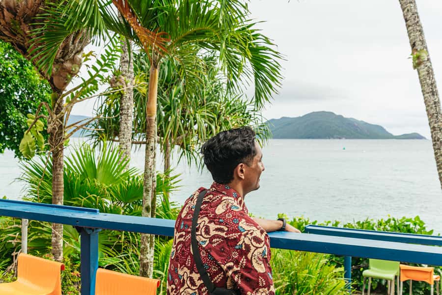 Cairns: Fitzroy Island Full-Day Trip with Optional Extras - Seven hours among rainforest and reef