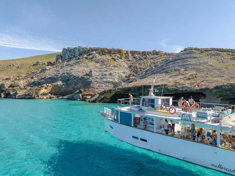 Cala Rajada: Boat Excursion with Drinks and Food - Leaving Cala Ratjada at 10:30 AM