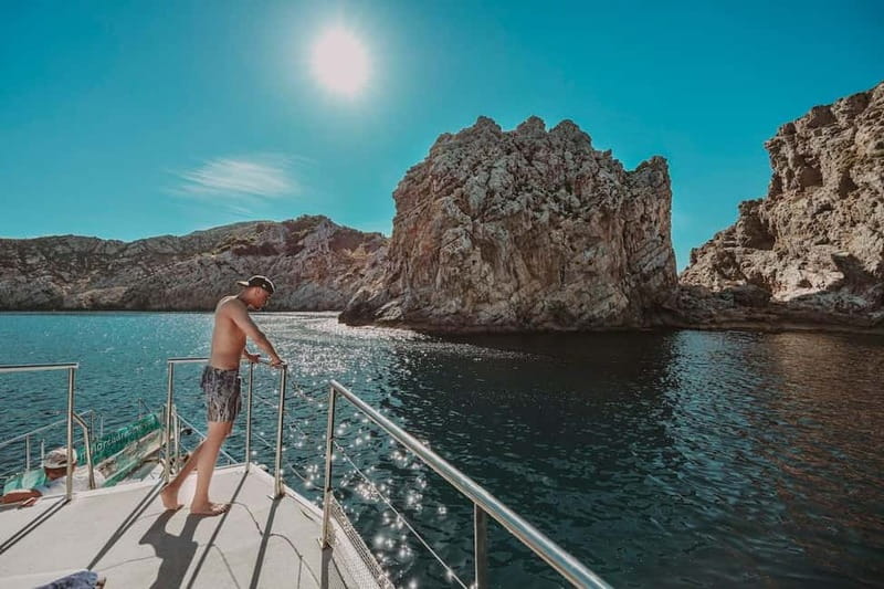Cala Rajada: Boat Excursion with Drinks and Food - What happens around lunchtime