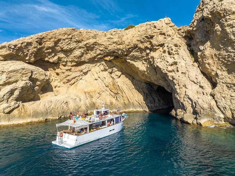 Cala Rajada: Boat Excursion with Drinks and Food - What to pack, and what to leave behind