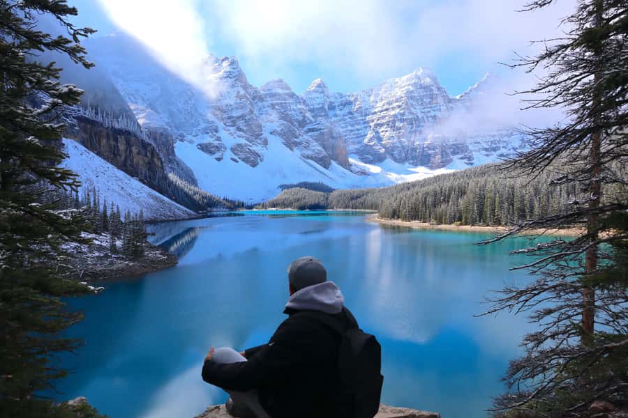 Calgary/Canmore: Banff National Park & Lake Louise Day Trip - Moraine Lake: the summer showstopper