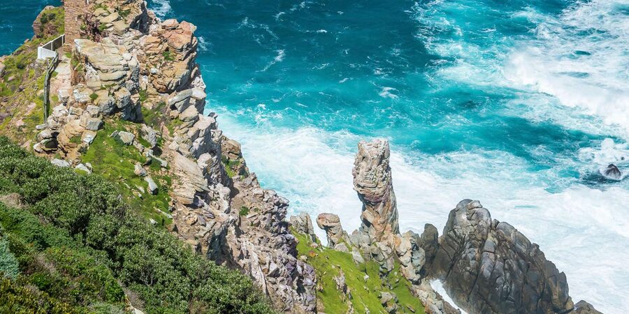 Cape Town: Cape Peninsula & Table Mountain Private Day Trip - Simon’s Town adds a pleasant coastal pause