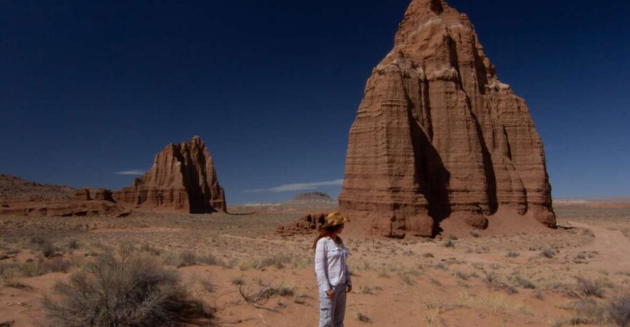 Capitol Reef National Park: Cathedral Valley Day Trip - The Fremont River crossing and first desert views