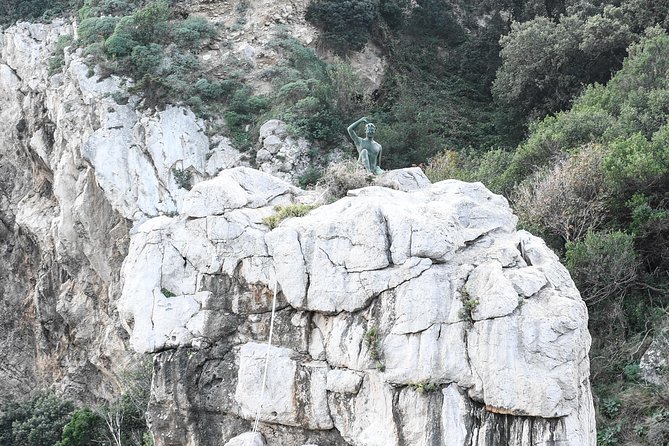 Capri Mini Cruise and City Sightseeing Day Trip from Naples - Group size, guides, and organization