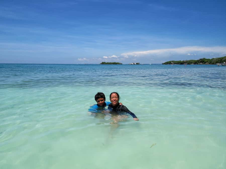 Cartagena: Rosario Island and Mangroves Private Day Trip - Families, food lovers, and independent-minded couples