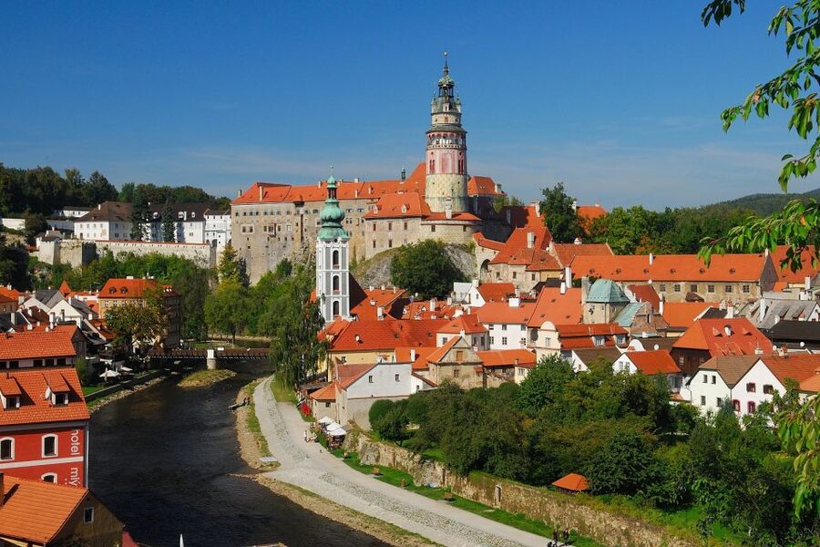 Český Krumlov - FULL DAY TRIP WITH LIVE GUIDE - Winter in Český Krumlov: lunch instead of the castle
