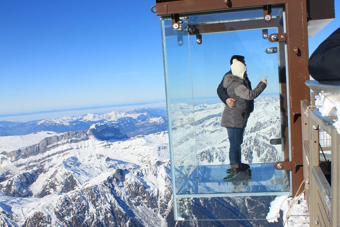 Chamonix & Mont Blanc Panoramic Sky-Glass Bus Guided Day Trip - The drive through the Arve Valley