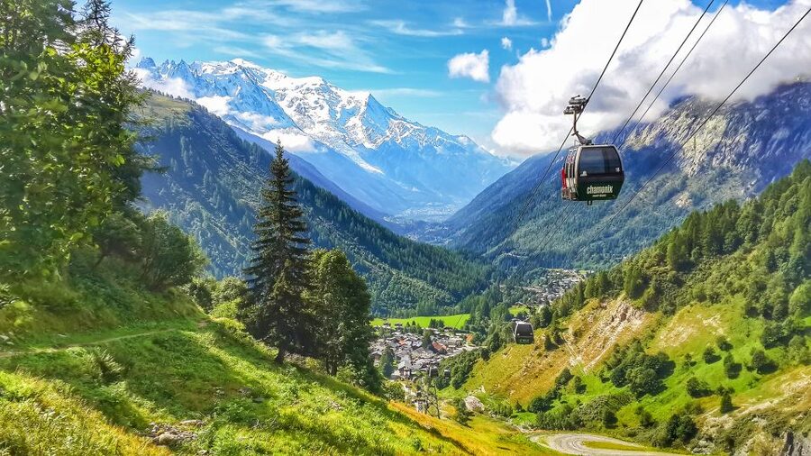 Chamonix & Mont Blanc Scenic Glass-Roof Bus Tour from Geneva - Is the $126 price good value?
