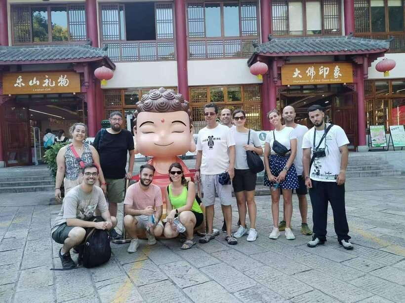 Chengdu: Giant Panda and Leshan Buddha Day Trip - Morning at the Panda Base