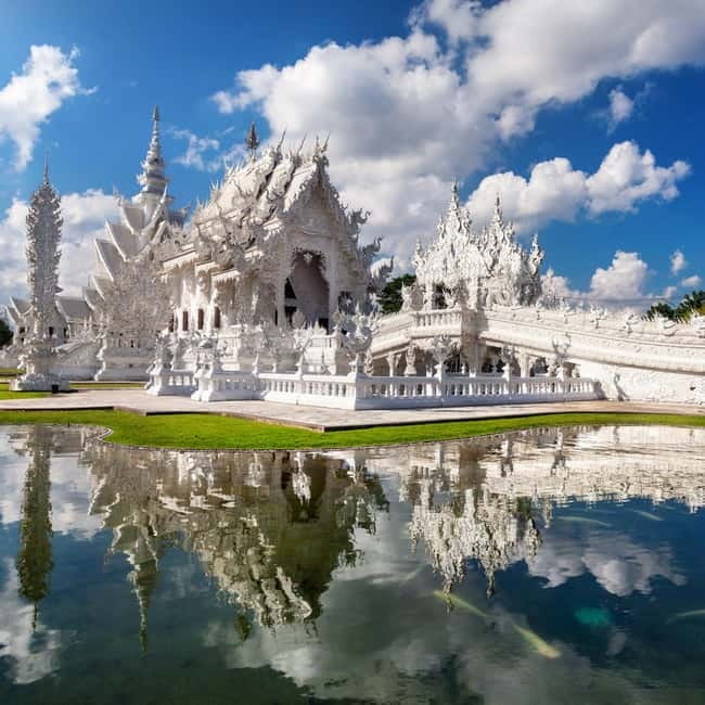 Chiang Mai: Chiang Rai Famous Temples & Hot Springs Day Trip - The van is the biggest question mark