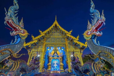Chiang Mai: Chiang Rai Temples, Karen Tribe and Hot Springs