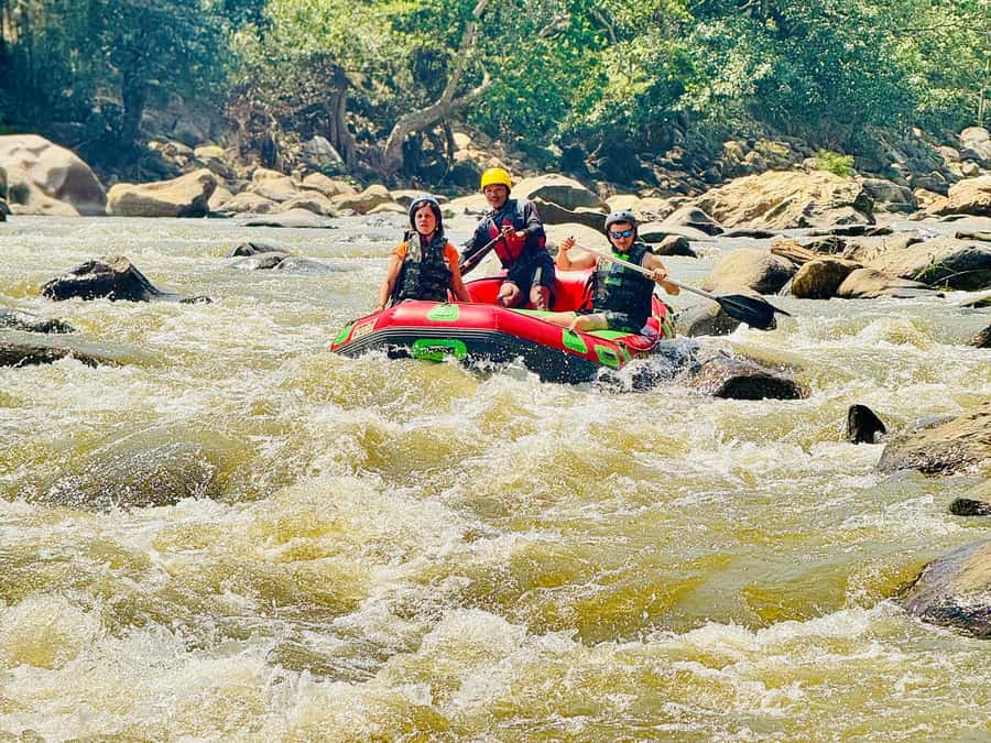 Chiang Mai: Sticky Waterfall and Rafting Day Trip - Key points at a glance
